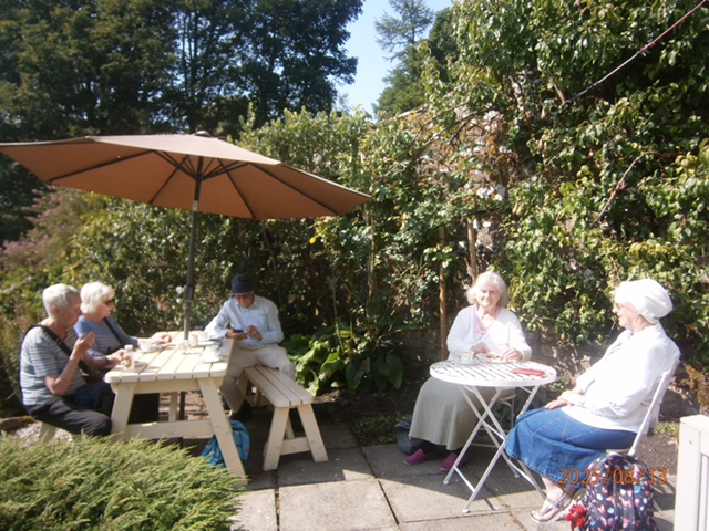 Garden Gang members having lunch at Culross